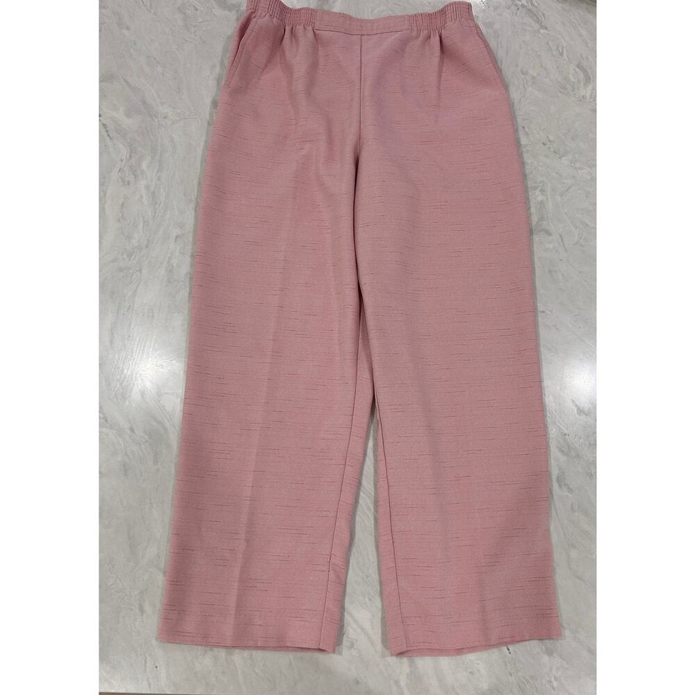 Alfred Dunner Pink Textured Pleated Front Elastic Waist Size 12 Pants
